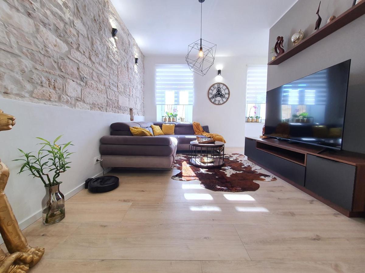Connor Apartment Pula Ngoại thất bức ảnh